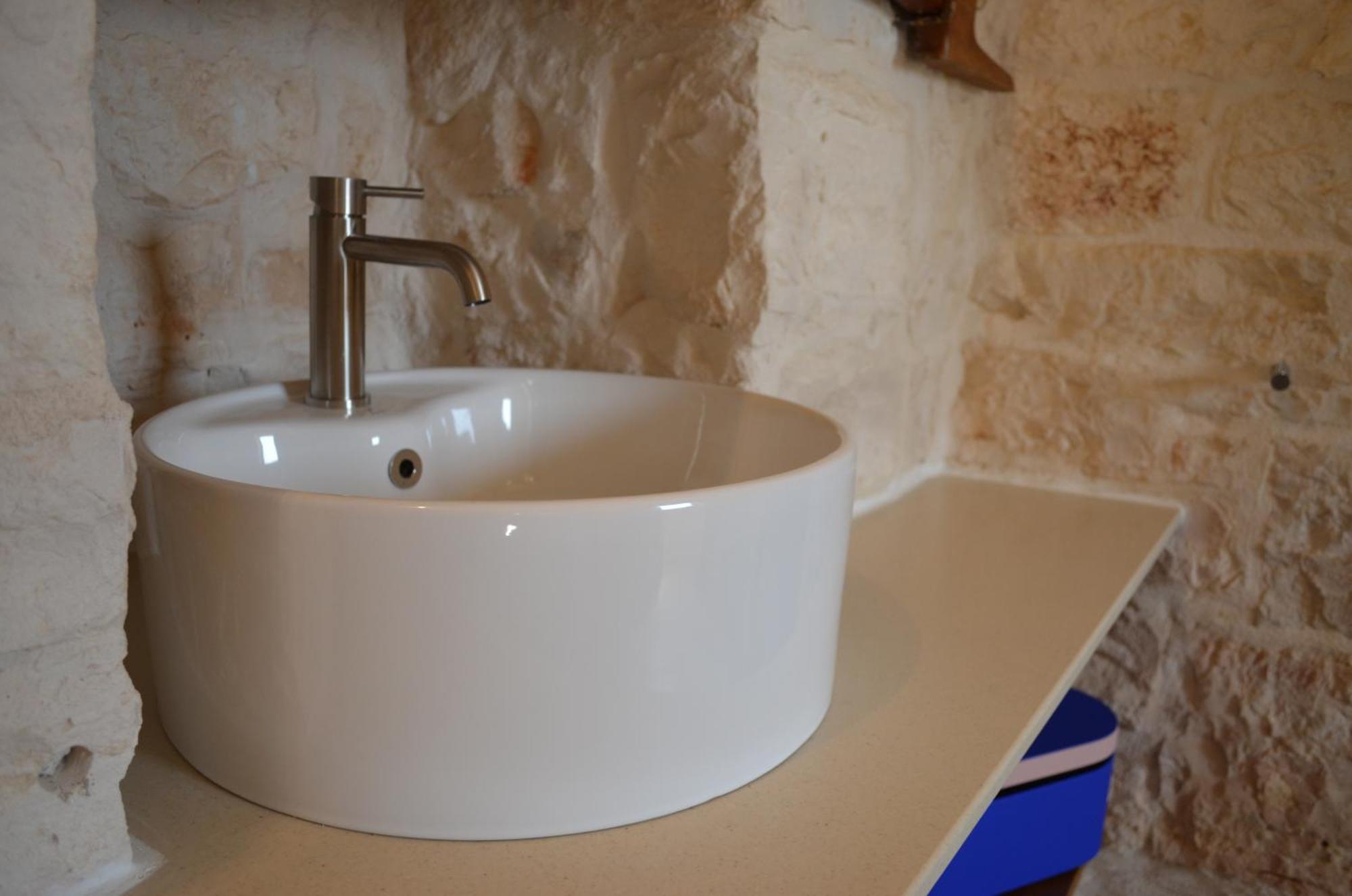 B&B Fuga Al Trullo Ostuni Exterior photo