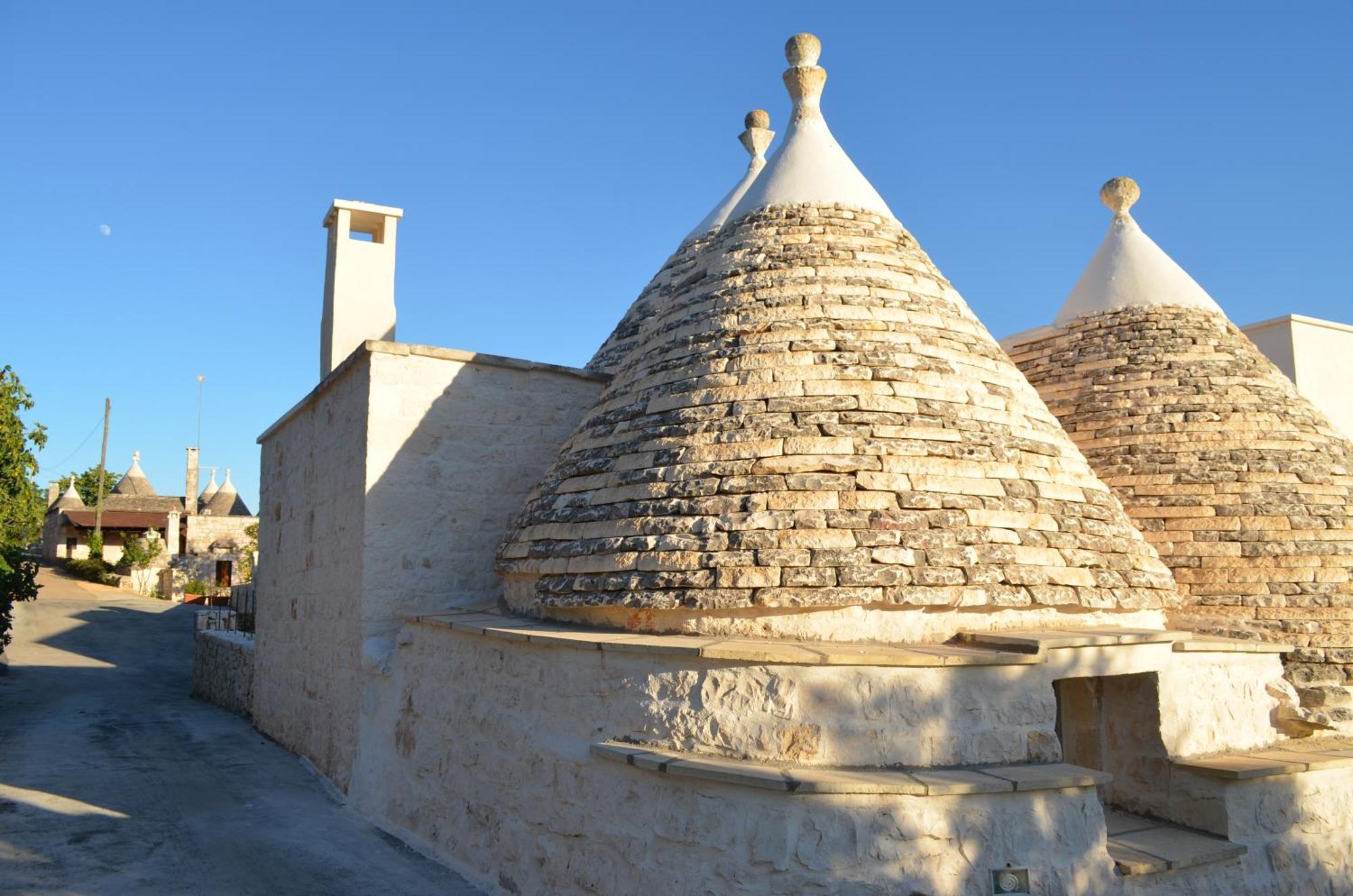 B&B Fuga Al Trullo Ostuni Exterior photo